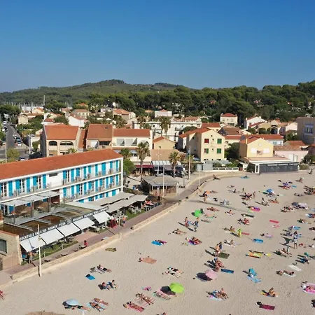 George Hotel 3*