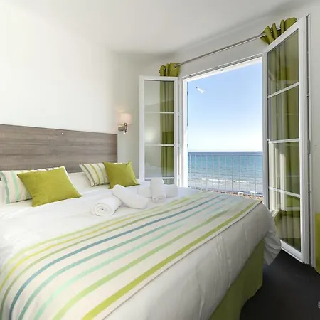George Hotel 3*